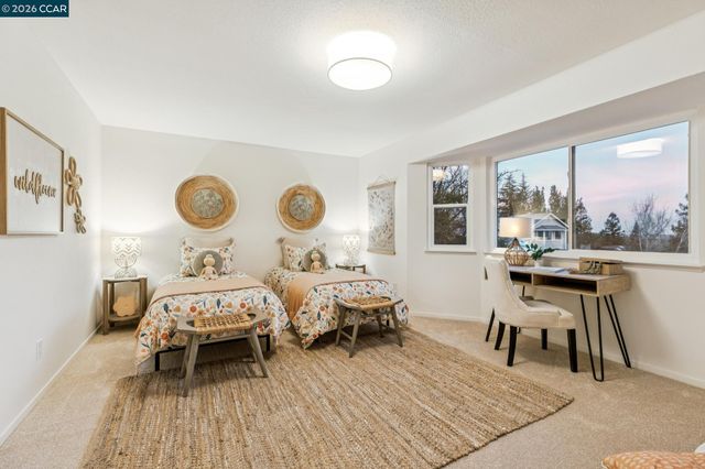 53 Paso Nogal Ct, Pleasant Hill, CA 94523