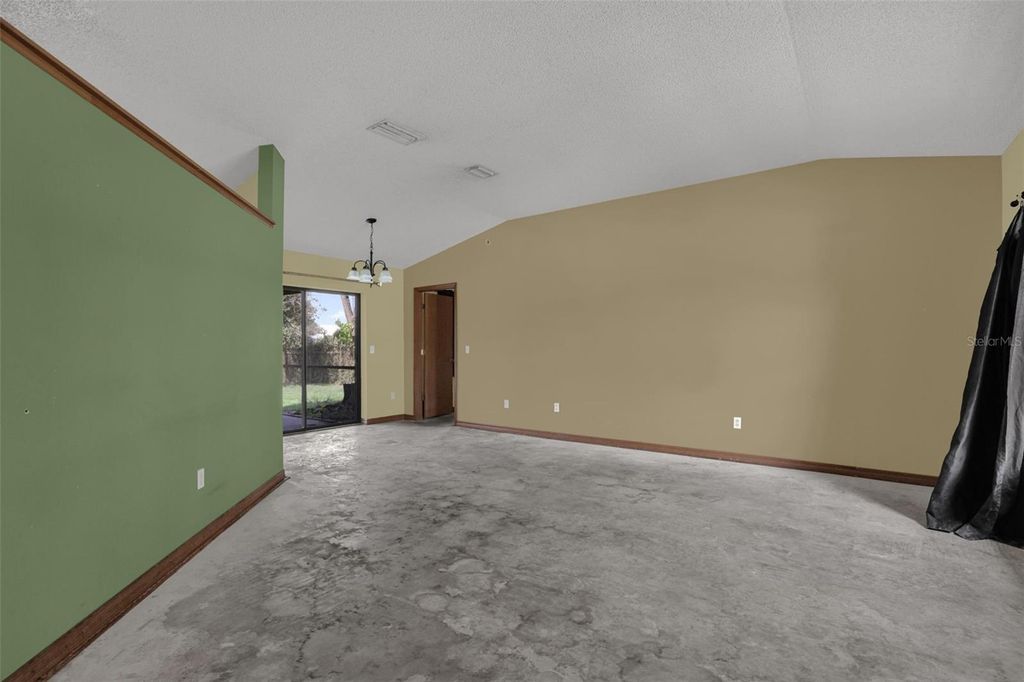 Image 3 of property listing at 5119 HEATH DRIVE, Orlando, FL 32812