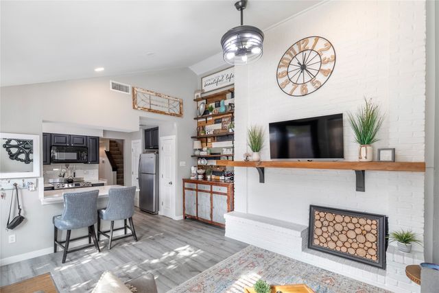 2501 Shady Ridge Drive, Bedford, TX 76021