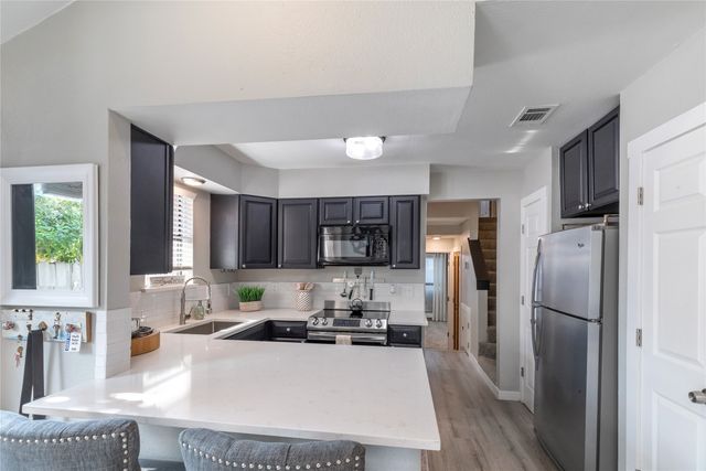 2501 Shady Ridge Drive, Bedford, TX 76021