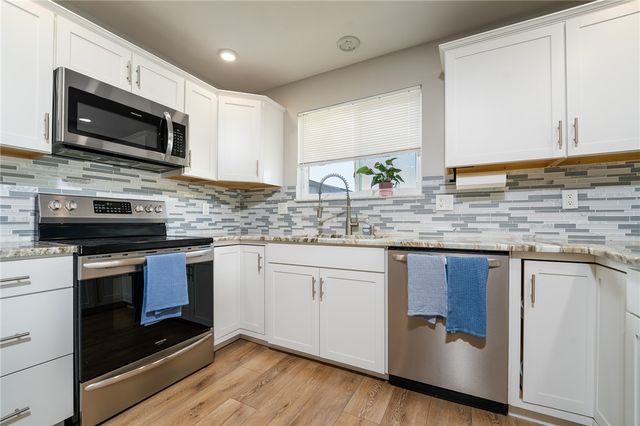 2411 Brown Bark Drive, Beavercreek, OH 45431