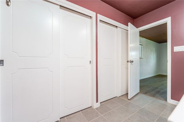 2411 Brown Bark Drive, Beavercreek, OH 45431