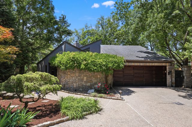 2132 Island Drive, Lexington, KY 40502