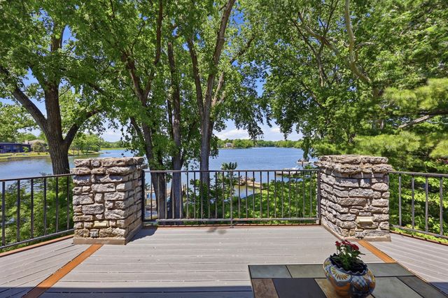2132 Island Drive, Lexington, KY 40502