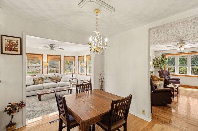 326 W Chart Street, Plainwell City, MI 49080