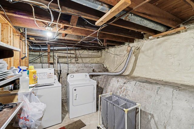 326 W Chart Street, Plainwell City, MI 49080