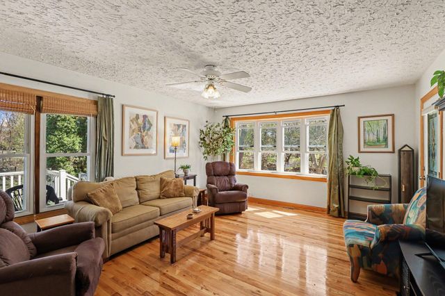 326 W Chart Street, Plainwell City, MI 49080