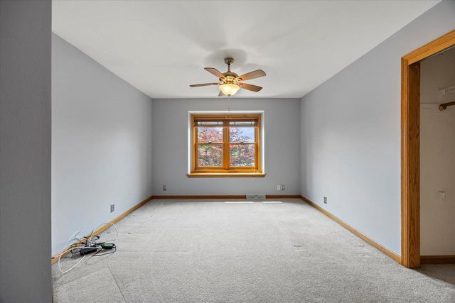 3562 W Jerelin DRIVE, Franklin, WI 53132