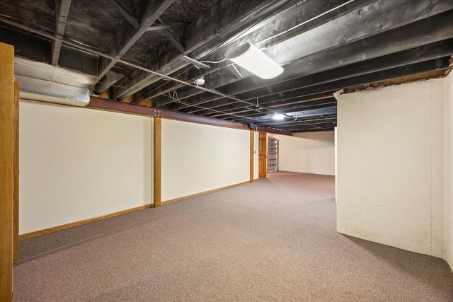 3562 W Jerelin DRIVE, Franklin, WI 53132