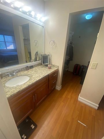 11800 SW 80th Street 114, Miami, FL 33183