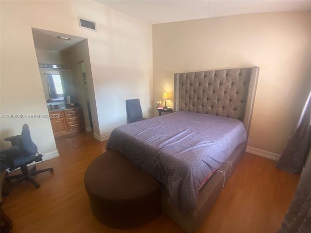 11800 SW 80th Street 114, Miami, FL 33183