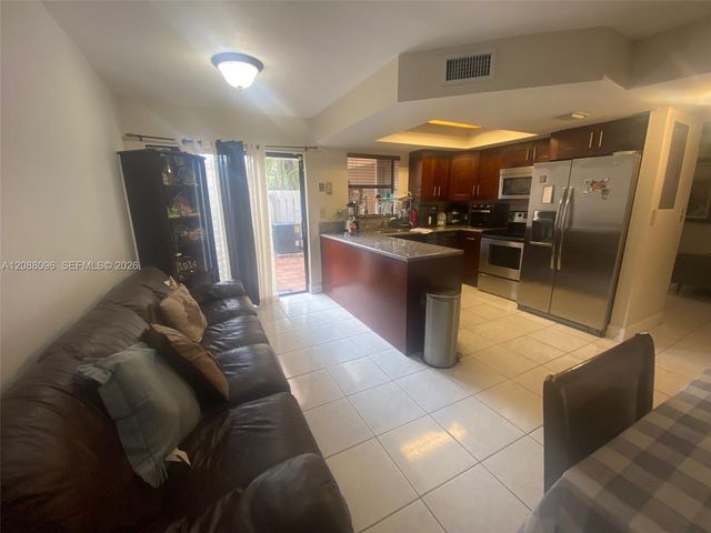 11800 SW 80th Street 114, Miami, FL 33183