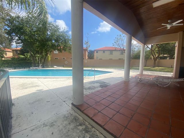 11800 SW 80th Street 114, Miami, FL 33183