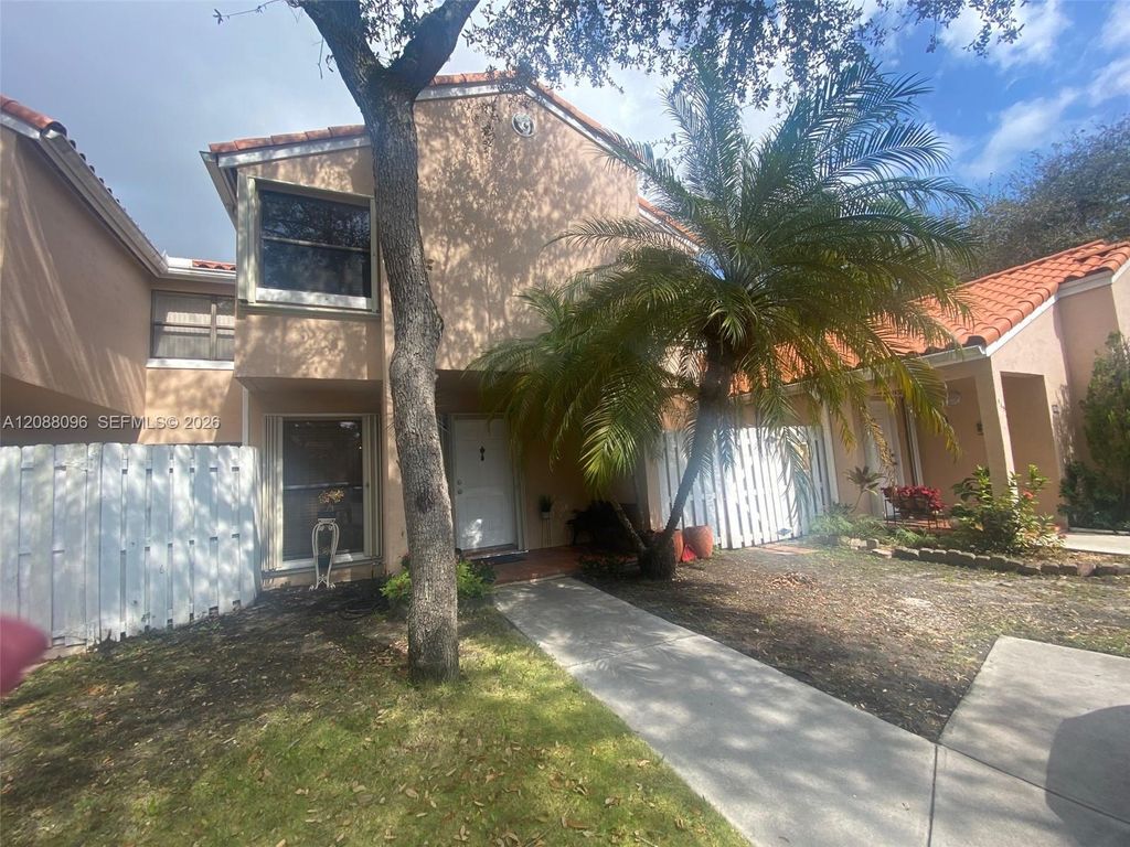 11800 SW 80th Street 114, Miami, FL 33183