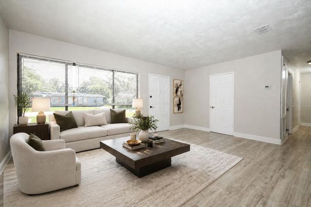 506 S ELSASSER STREET, Deland, FL 32720