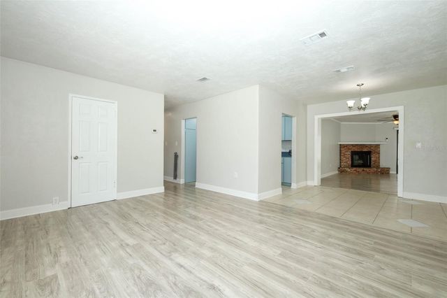 506 S ELSASSER STREET, Deland, FL 32720