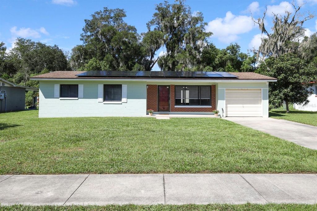 506 S ELSASSER STREET, Deland, FL 32720