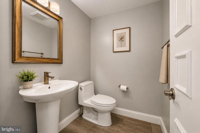8720 CAMILLE, Potomac, MD 20854