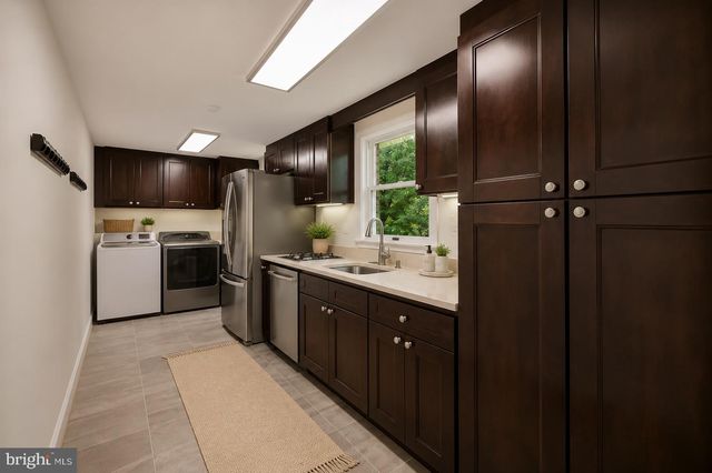 8720 CAMILLE, Potomac, MD 20854