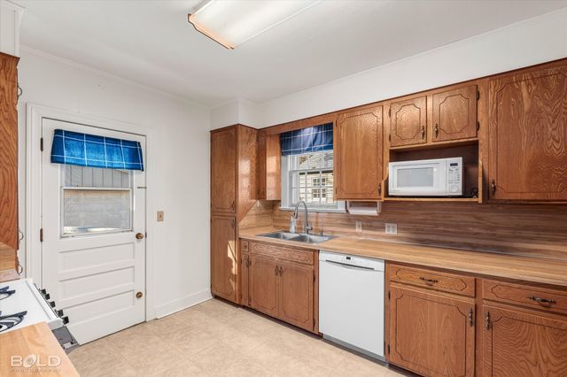 3646 Greenway Place, Shreveport, LA 71105