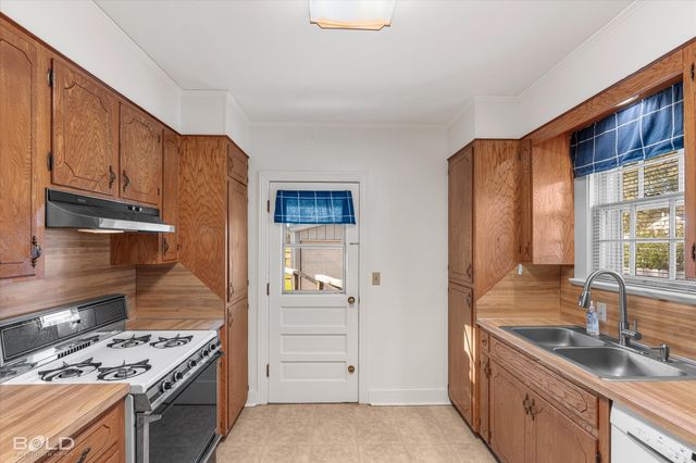 3646 Greenway Place, Shreveport, LA 71105