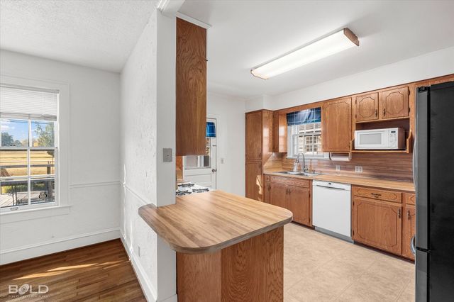 3646 Greenway Place, Shreveport, LA 71105