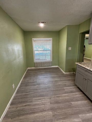 202 E Carolyn Drive, Garland, TX 75041