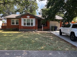 202 E Carolyn Drive, Garland, TX 75041