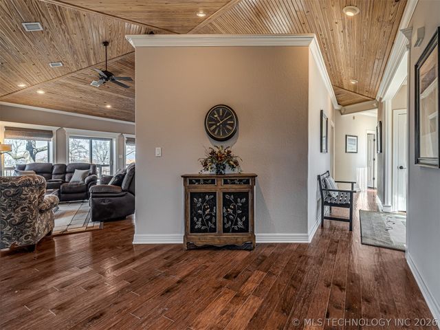 36375 S Wilderness Lane, Cookson, OK 74427