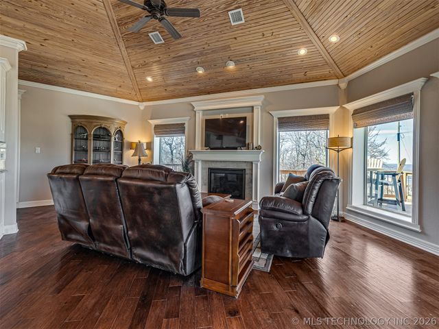 36375 S Wilderness Lane, Cookson, OK 74427