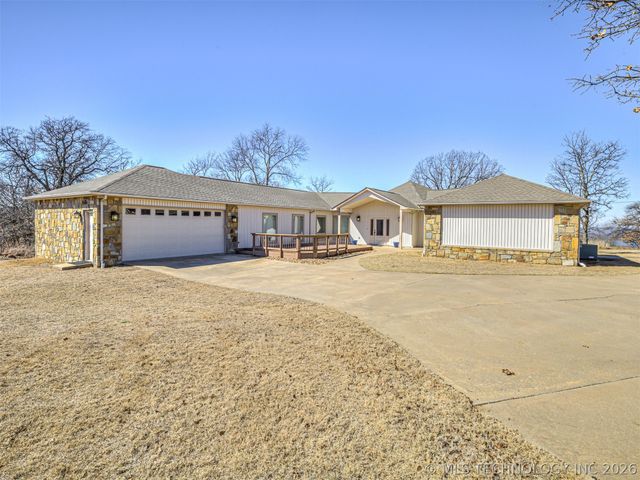 36375 S Wilderness Lane, Cookson, OK 74427