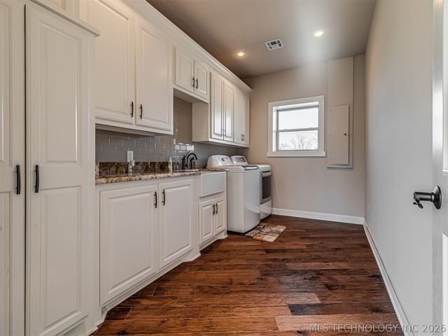 36375 S Wilderness Lane, Cookson, OK 74427