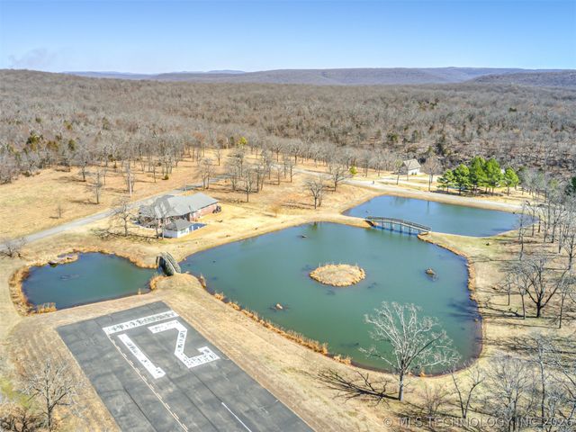 36375 S Wilderness Lane, Cookson, OK 74427