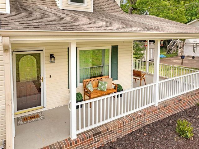 5507 Barons Point, Ooltewah, TN 37363