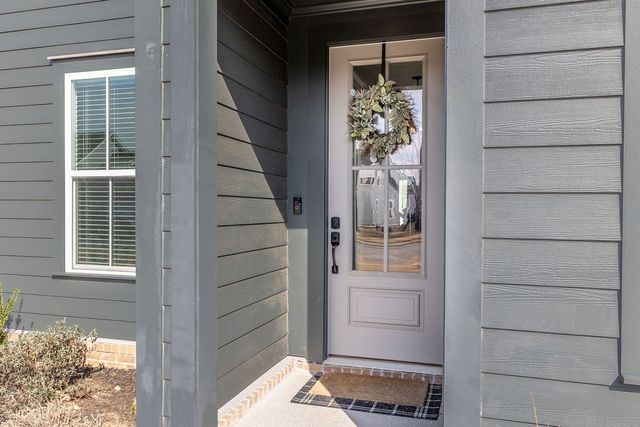 5516 Shelton Blvd, Murfreesboro, TN 37129