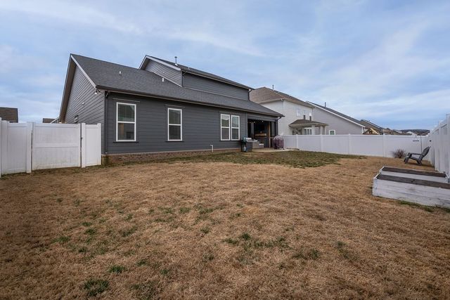 5516 Shelton Blvd, Murfreesboro, TN 37129