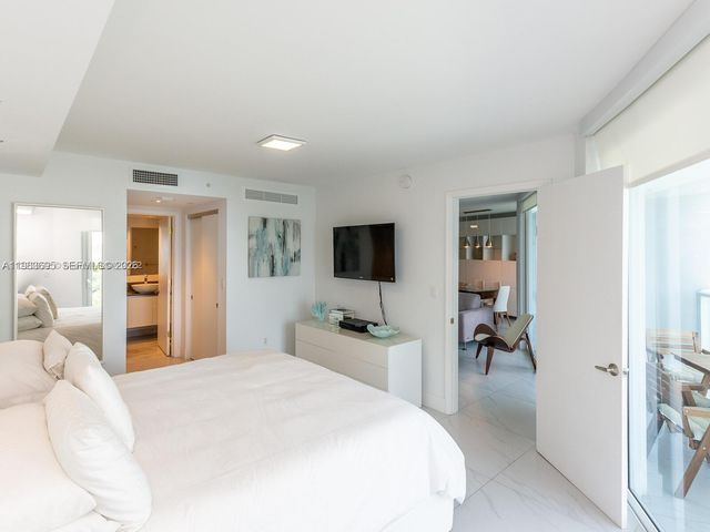 9821 E Bay Harbor Dr 502, Bay Harbor Islands, FL 33154