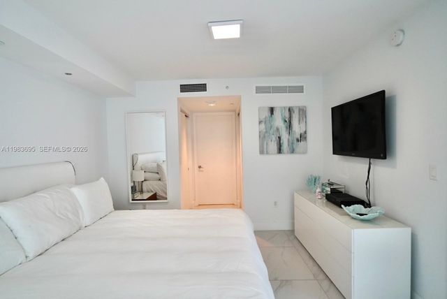 9821 E Bay Harbor Dr 502, Bay Harbor Islands, FL 33154