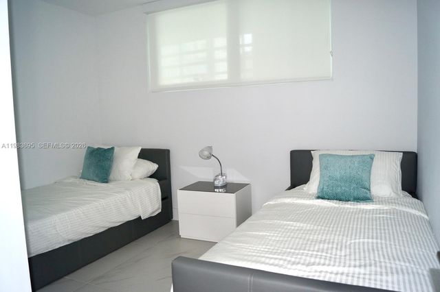 9821 E Bay Harbor Dr 502, Bay Harbor Islands, FL 33154