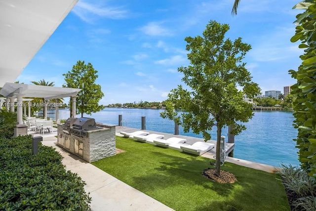 9821 E Bay Harbor Dr 502, Bay Harbor Islands, FL 33154