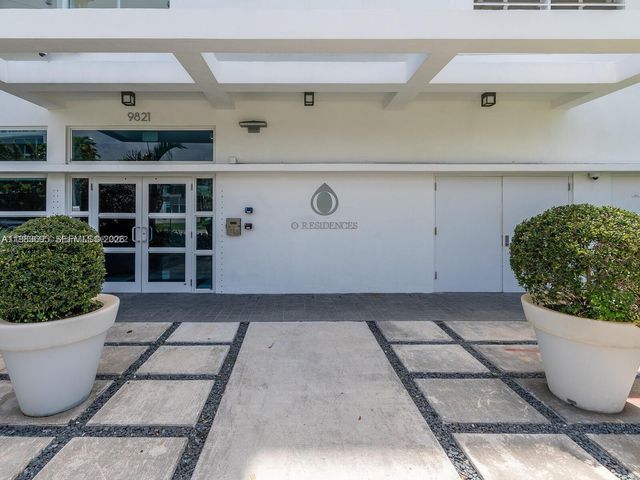 9821 E Bay Harbor Dr 502, Bay Harbor Islands, FL 33154