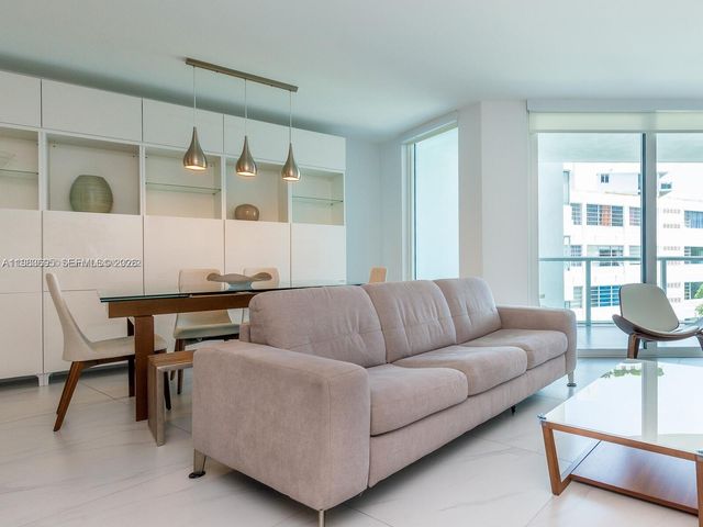 9821 E Bay Harbor Dr 502, Bay Harbor Islands, FL 33154