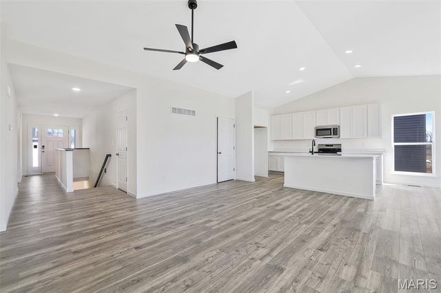 45 Fall Meadow Court, Fenton, MO 63026