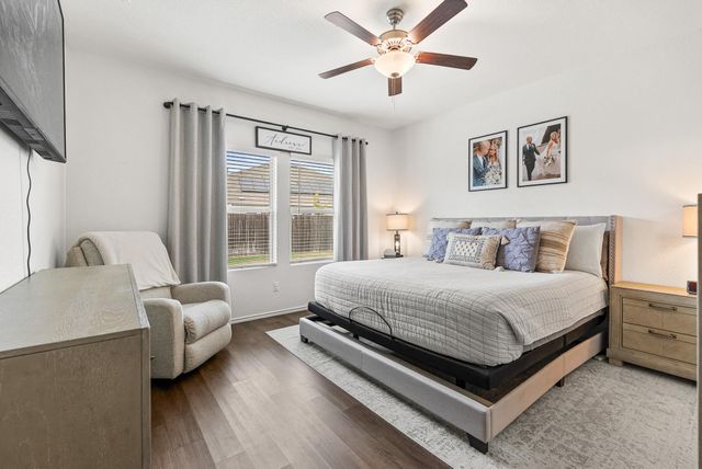 136 Copper LN, Kyle, TX 78640