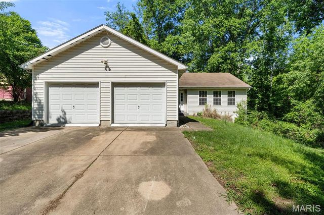 101 Gail Drive, St Peters, MO 63376