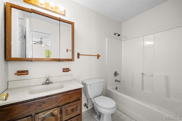 101 Gail Drive, St Peters, MO 63376