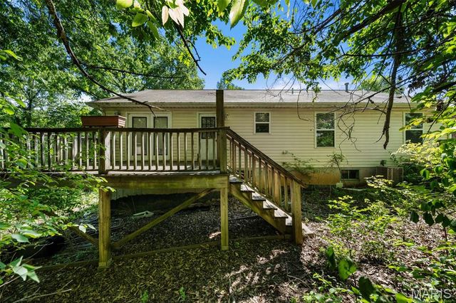 101 Gail Drive, St Peters, MO 63376