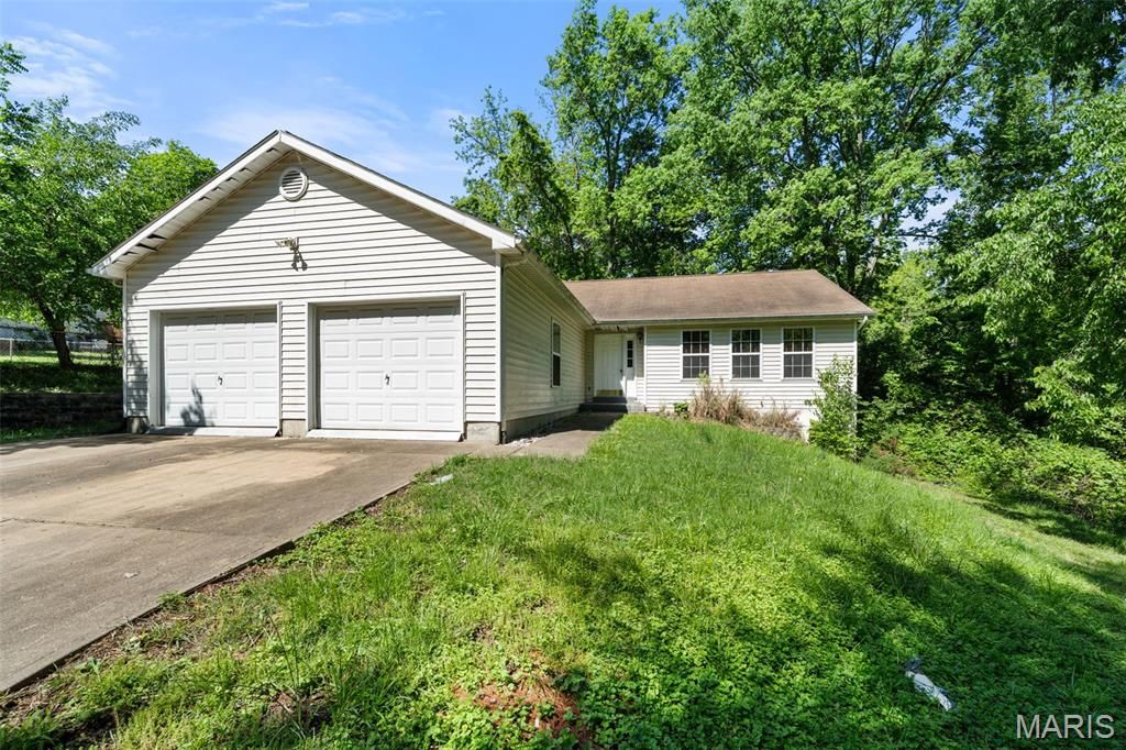 101 Gail Drive, St Peters, MO 63376