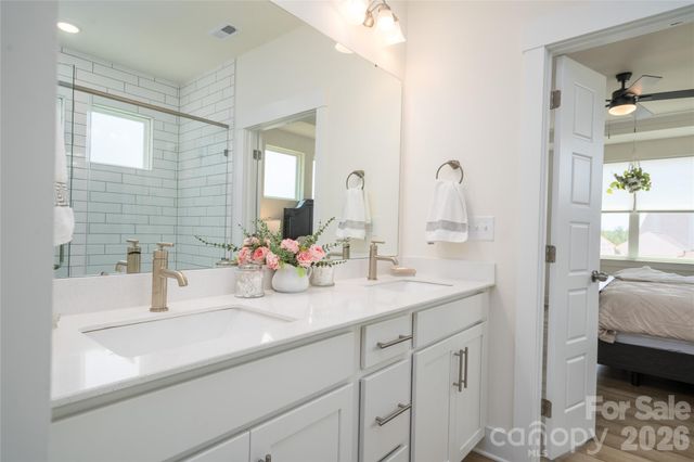 1452 Ardmore Drive, Sherrills Ford, NC 28673
