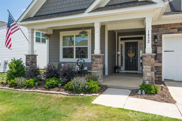 1452 Ardmore Drive, Sherrills Ford, NC 28673